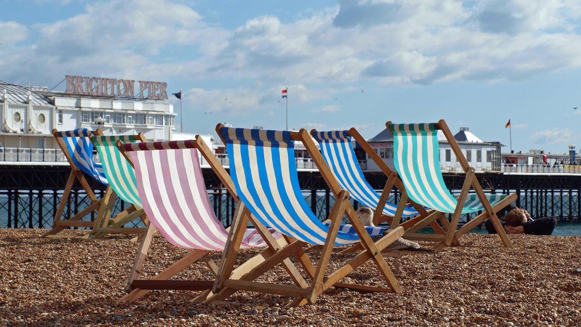 Beachside Retreat 2-Bedroom Gem With Free Private Parking & Outdoor Space Brighton Eksteriør bilde